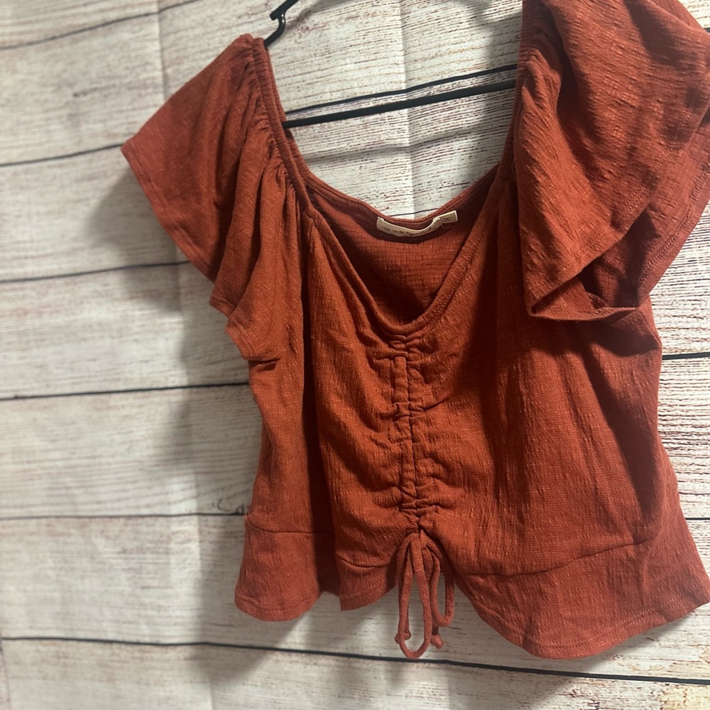 Women’s Rust Short-Sleeve Gathered Front Blouse